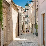 Marina Hvar וילה חוואר